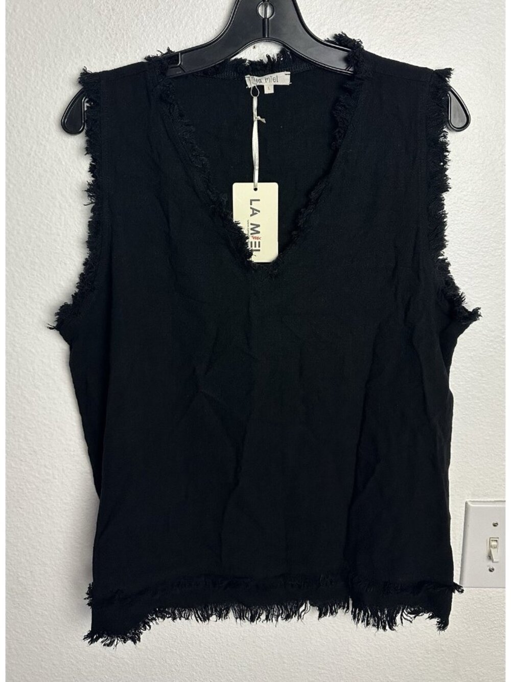 NWT La Miel Womens Size L Black Linen Blend Raw Edge Frayed Fringe V-Neck Tank - Picture 8 of 9